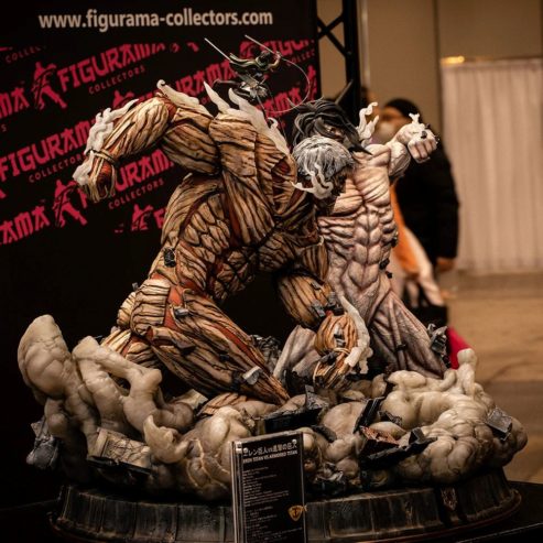 attack-on-titan-eren-vs-armored-titan-anime-figure-resin-figures-figurama-collectors-670879